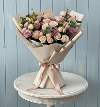Букет цветов из:  Розы и Лизиантусы в Нижнее Хорошово