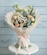 Букет цветов из:  Розы и Лизиантусы в Нижнее Хорошово