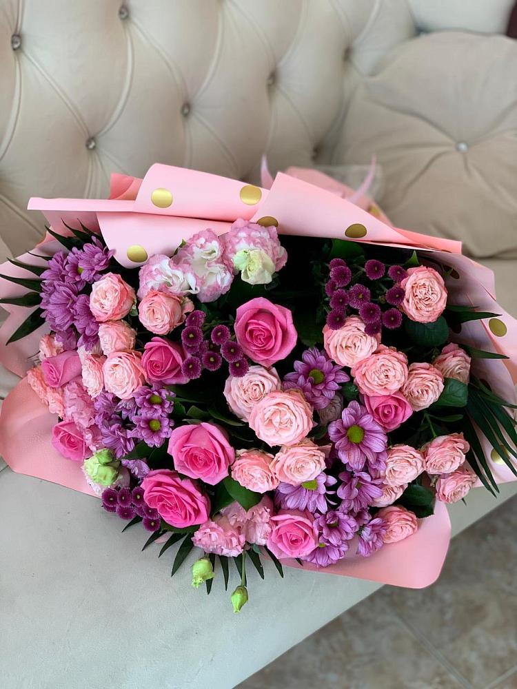 Букет цветов из: Хризантемы, Розы и Лизиантусы в Нижнее Хорошово