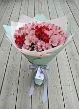 Букет цветов из:  Альстромерии в Нижнее Хорошово