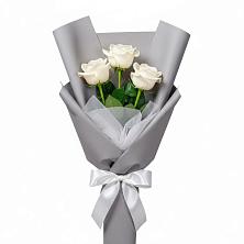 Букет 3 белые розы в Нижнее Хорошово