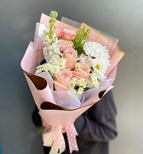 Букет цветов из:  Хризантемы и Розы в Нижнее Хорошово