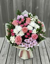 Букет цветов из:  Альстромерии, Гвоздики, Розы и Хризантемы в Нижнее Хорошово