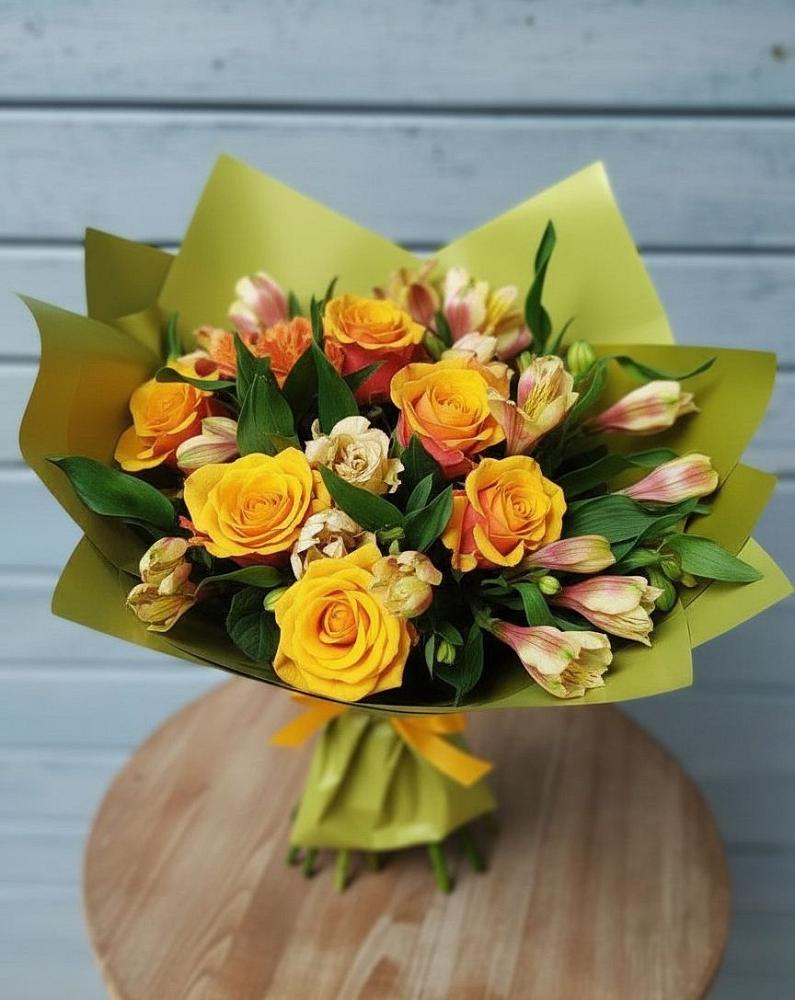 Букет цветов из: Альстромерии и Розы в Нижнее Хорошово