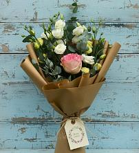 Букет цветов из:  Розы и Лизиантусы в Нижнее Хорошово