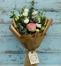 Букет цветов из:  Розы и Лизиантусы в Нижнее Хорошово