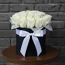 Цветочная композиция из Розы в шляпной коробке в Нижнее Хорошово